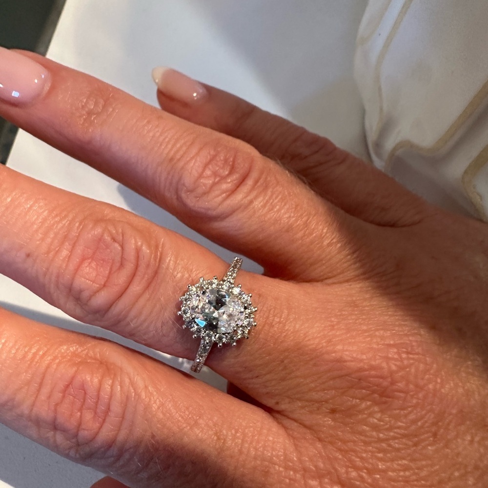 Perfect 925 zircon travel ring with matching earrings - Picture 3 of 4